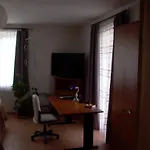 Gaestezimmer Alexa, Mit Wallbox Apartment