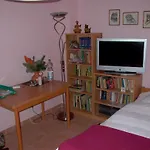Apartment Gaestezimmer Alexa, Mit Wallbox *