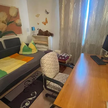Apartament Gaestezimmer Alexa, Mit Wallbox Woltersdorf (Brandenburg)