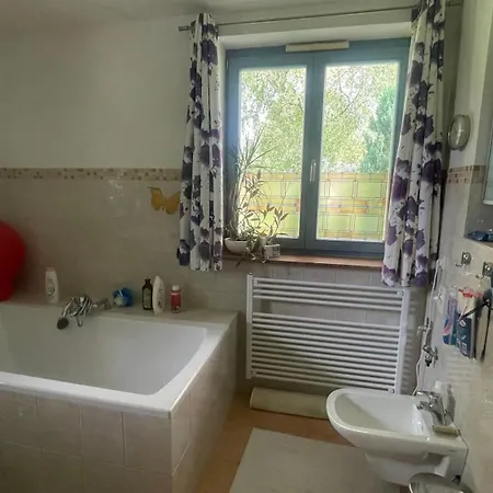 Gaestezimmer Alexa, Mit Wallbox Woltersdorf (Brandenburg)