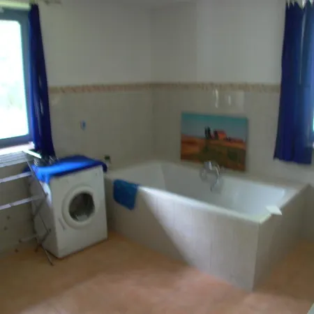 Gaestezimmer Alexa, Mit Wallbox Apartament