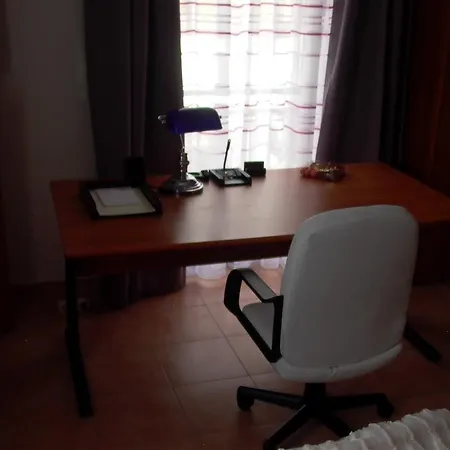 Gaestezimmer Alexa, Mit Wallbox Apartment *