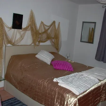 Gaestezimmer Alexa, Mit Wallbox Apartament