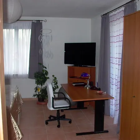 Апартаменты Gaestezimmer Alexa, Mit Wallbox Woltersdorf (Brandenburg)