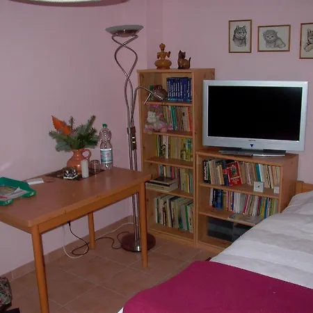 Apartment Gaestezimmer Alexa, Mit Wallbox *