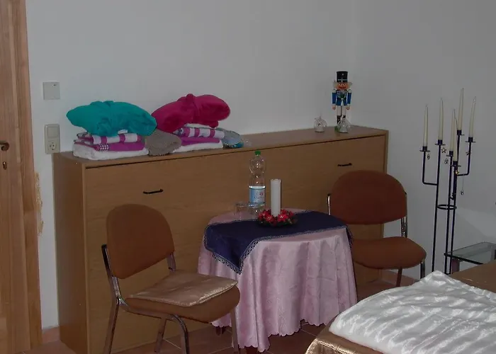 Gaestezimmer Alexa, Mit Wallbox *