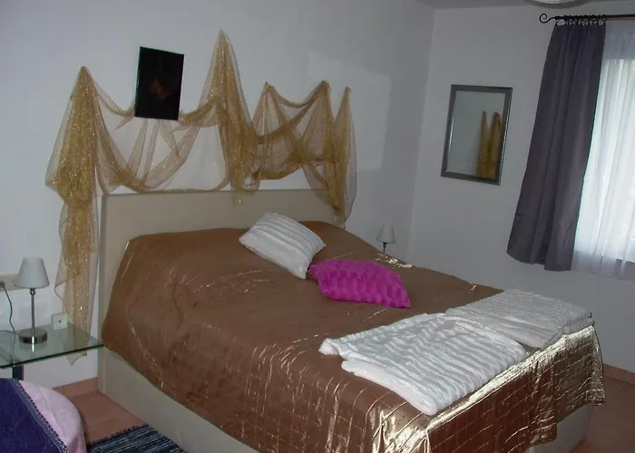 Gaestezimmer Alexa, Mit Wallbox شقة